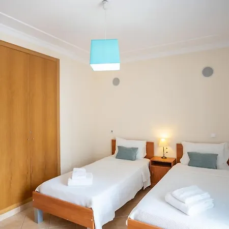 Thiago Holidays Ferienhaus *