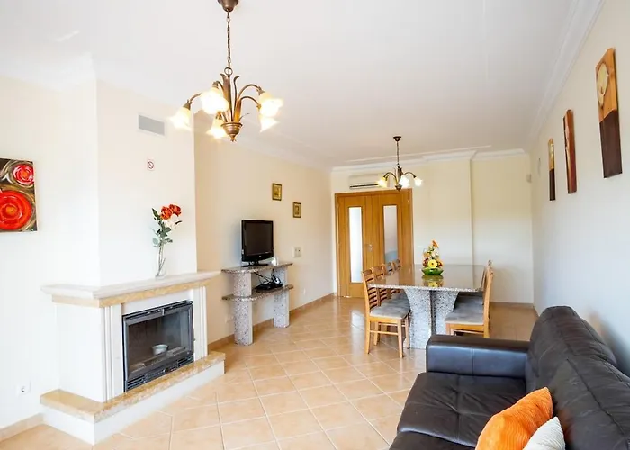 펜션 Thiago Holidays