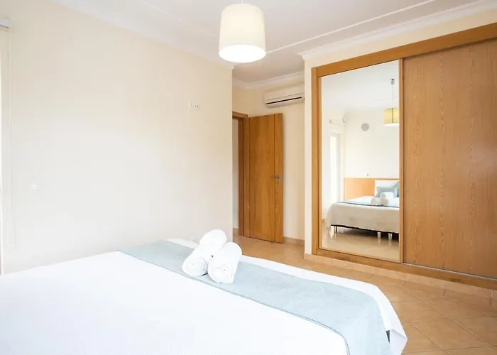 Thiago Holidays 펜션