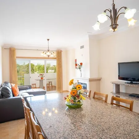 Thiago Holidays Feriehus