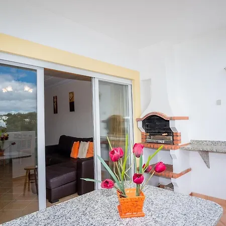 Thiago Holidays * Αλμπουφέιρα